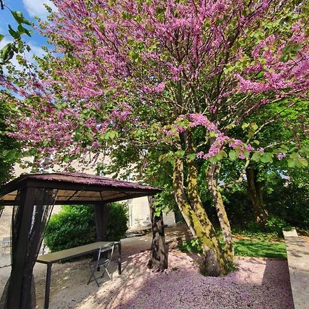 Maison Laurenza 2 Chambres D'Hotes Saint-Jean-de-Liversay Ngoại thất bức ảnh