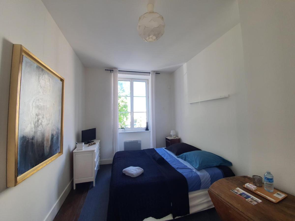 Maison Laurenza 2 Chambres D'Hotes Saint-Jean-de-Liversay Ngoại thất bức ảnh